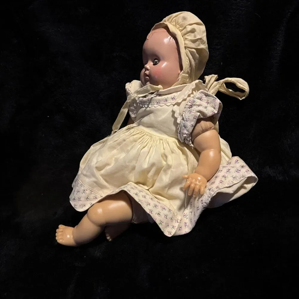 Vintage 1950s Madame Alexander Baby Doll Molded Hair Sleep Eyes 11.5